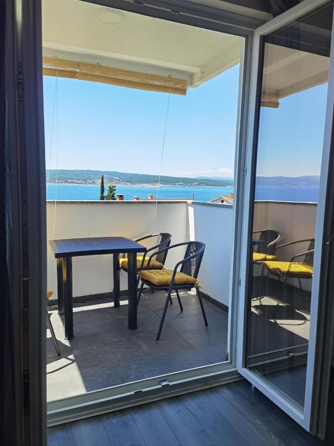 Apartment Pek Crikvenica Exterior photo