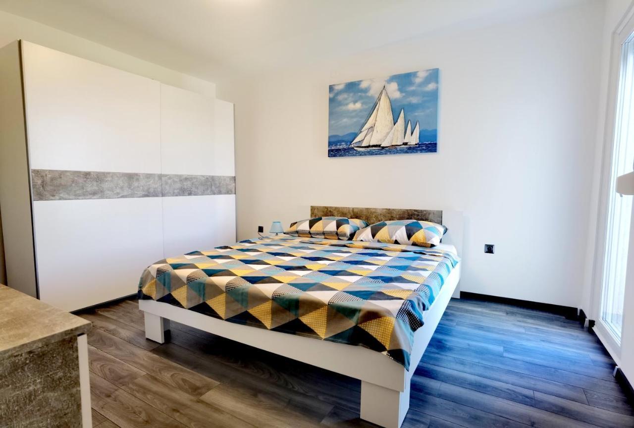 Apartment Pek Crikvenica Exterior photo